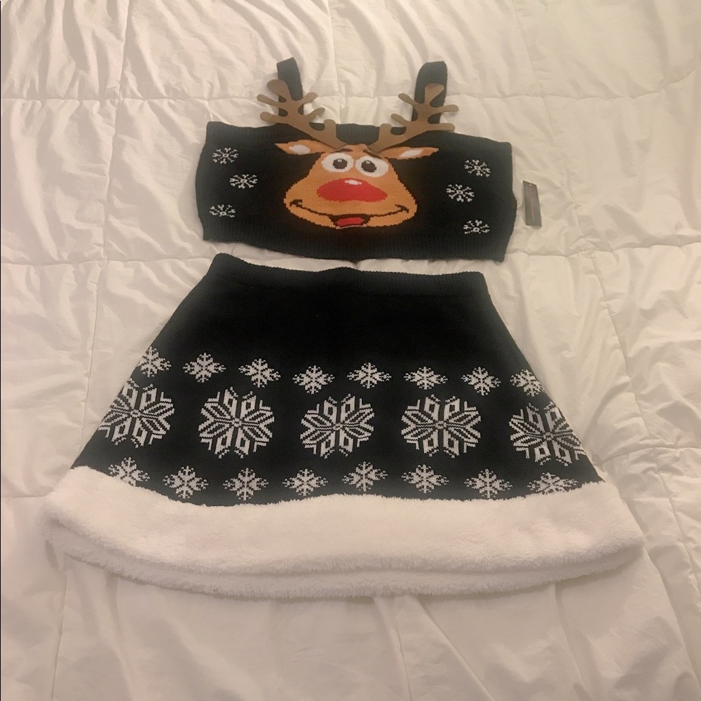 NWT Christmas Sweater Dress Set In Size XL